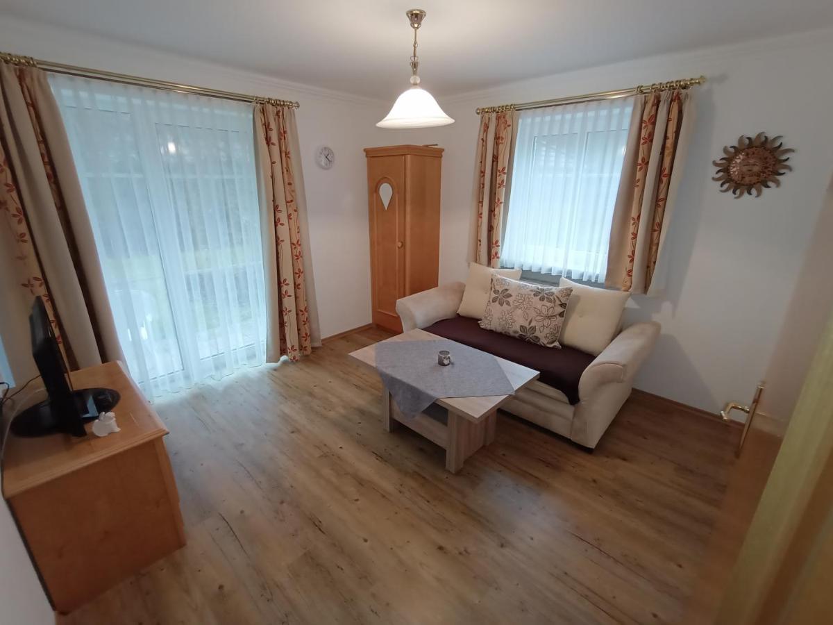 Ferienappartement Gutshof Hohenwarth エクステリア 写真